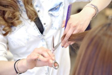 10年以上同じ美容師に髪を切ってもらって思ったこと